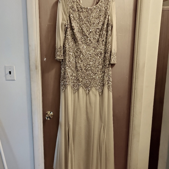 JS Collection Sequined Gown - Picture 1 of 4